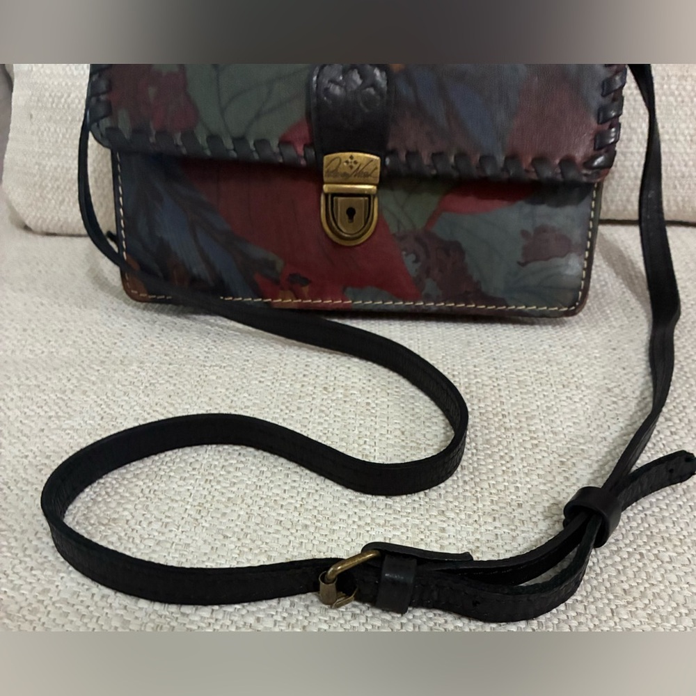 Patricia Nash EUC Liana crossbody bag in a floral print leather - Picture 4 of 16